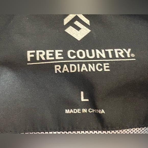 FREE COUNTRY Women's large Black rain Jacket - Picture 2 of 4